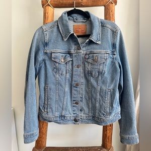 Levi’s Denim Trucker Jacket